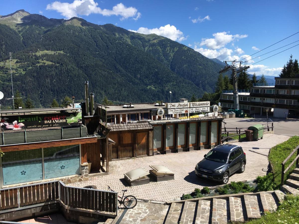 Appartamento Sul cucuzzolo Marilleva Esterno foto