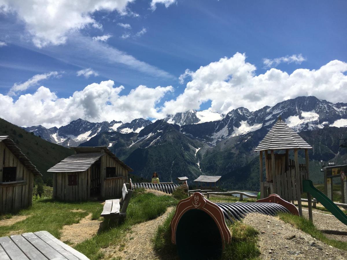 Appartamento Sul cucuzzolo Marilleva Esterno foto